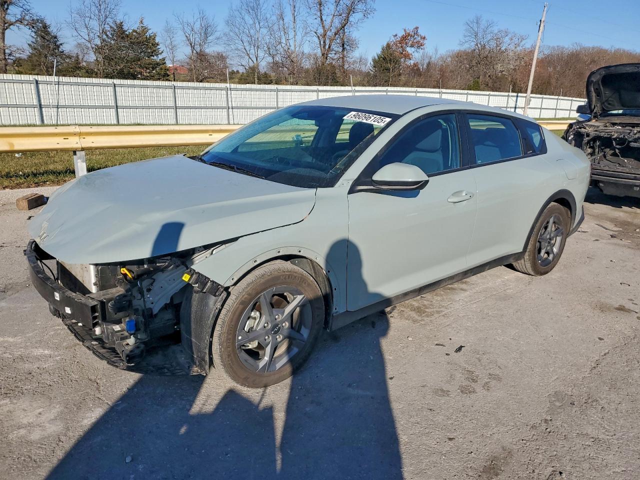 Kia K4 Lx Lx Image 1