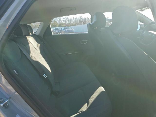 Kia K4 Lx Lx Image 7