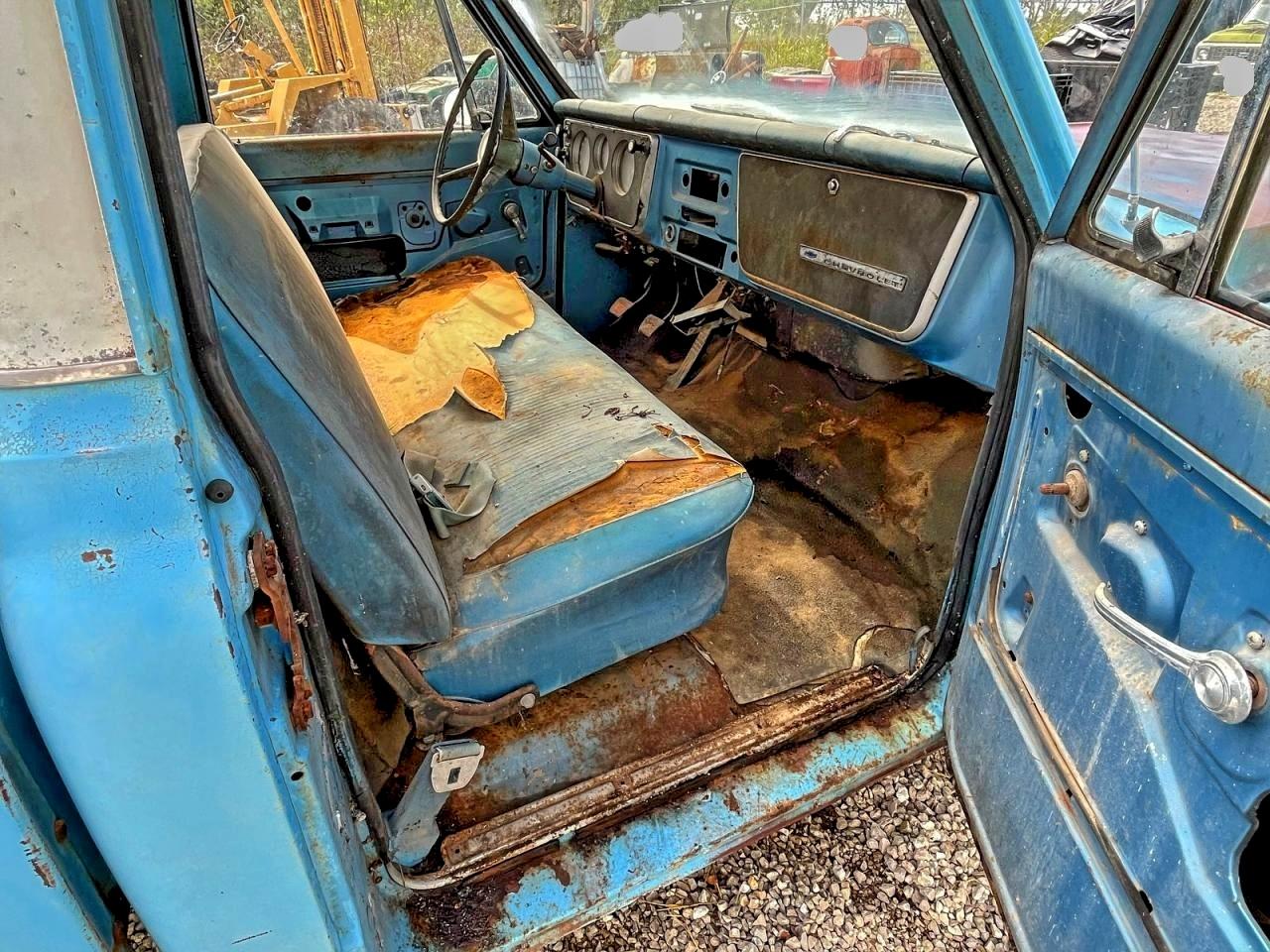 Chevrolet C10 Image 7