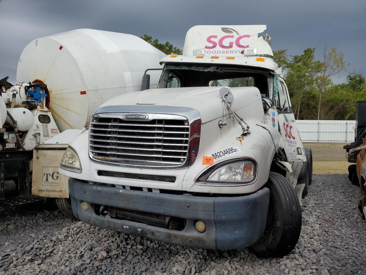 Freightliner Columbia Columbia Image 7