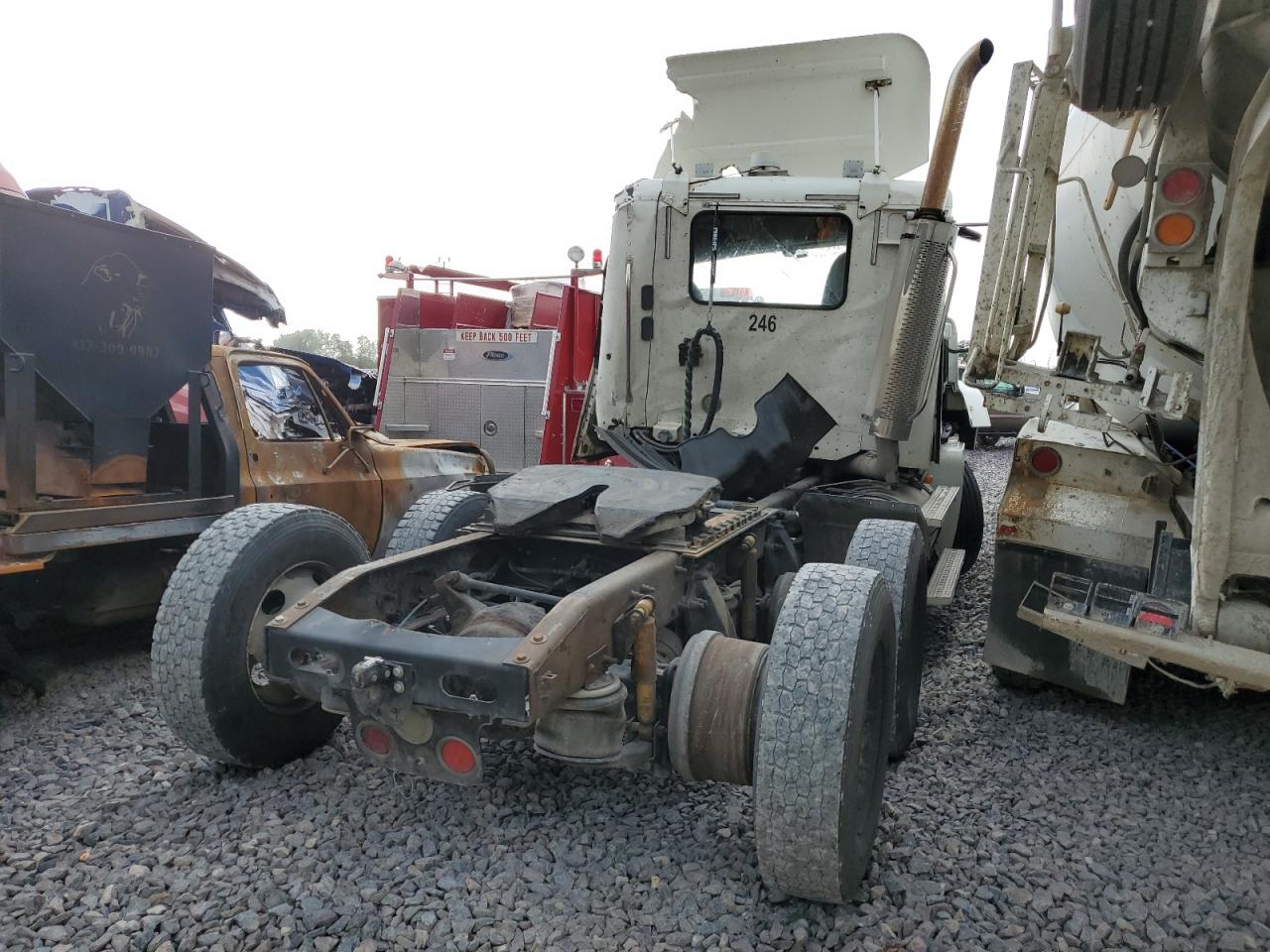 Freightliner Columbia Columbia Image 10