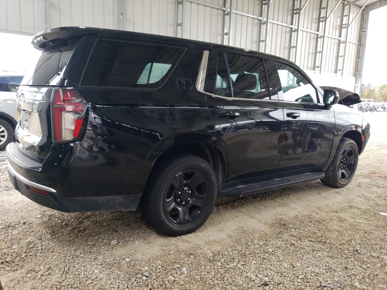 Chevrolet Tahoe C1500 Image 2