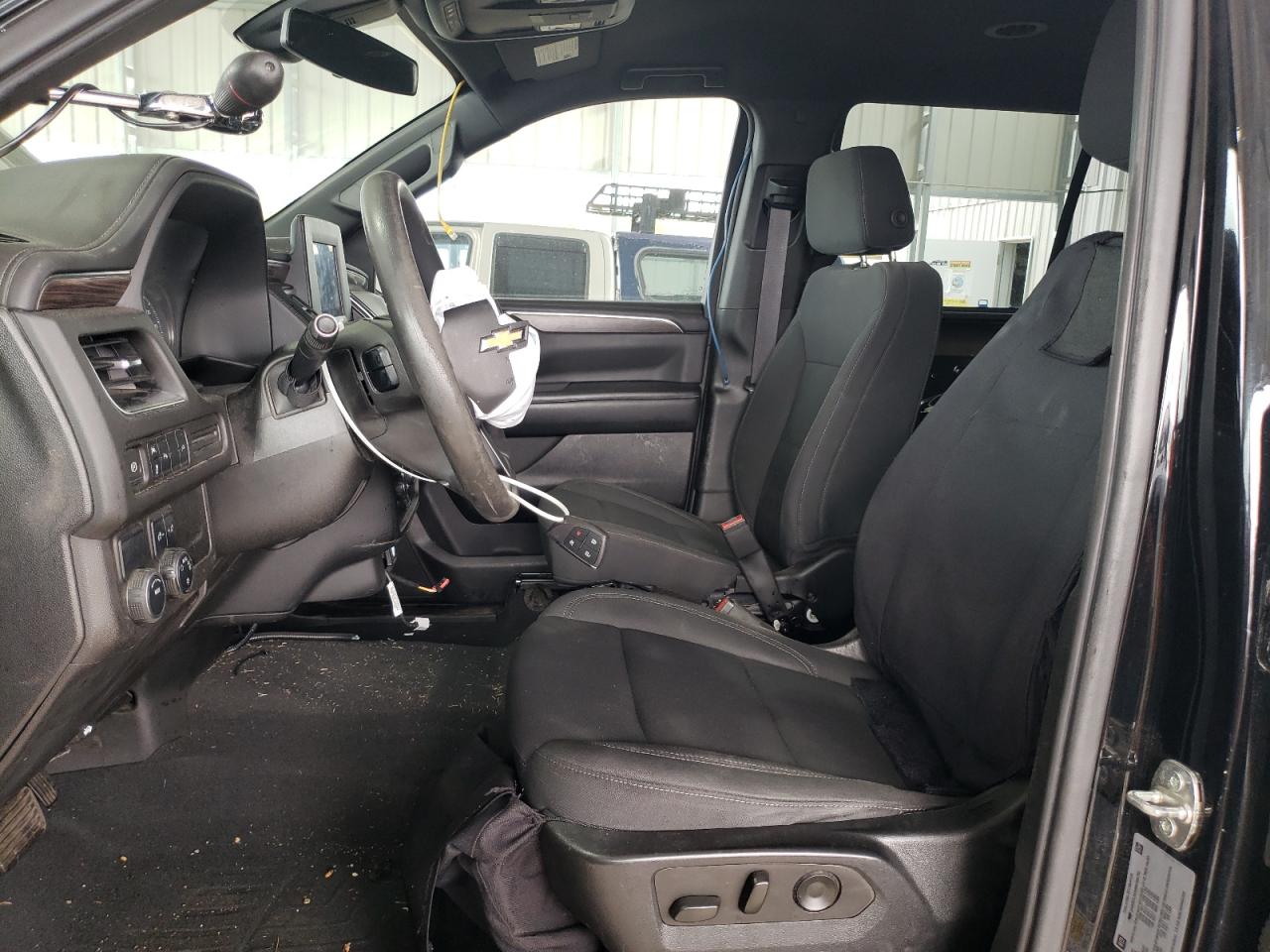 Chevrolet Tahoe C1500 Image 12