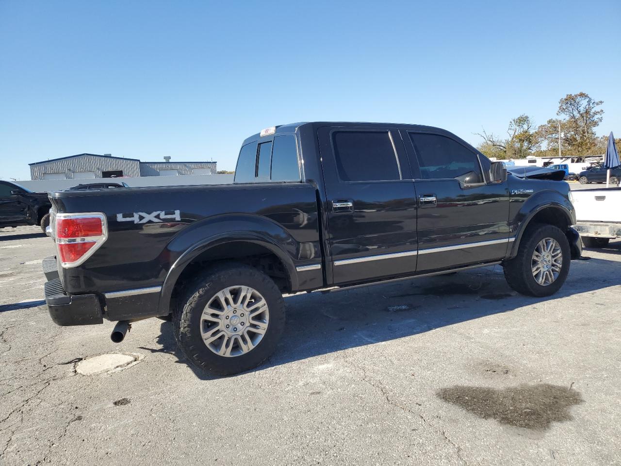 Ford F-150 Supercrew Image 3