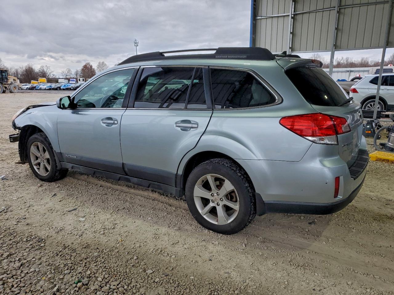 Subaru Outback 2.5i Premium Image 10