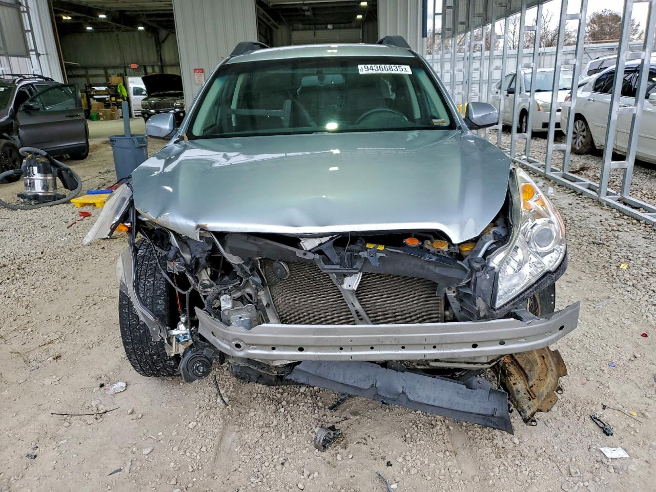 Subaru Outback 2.5i Premium Image 11