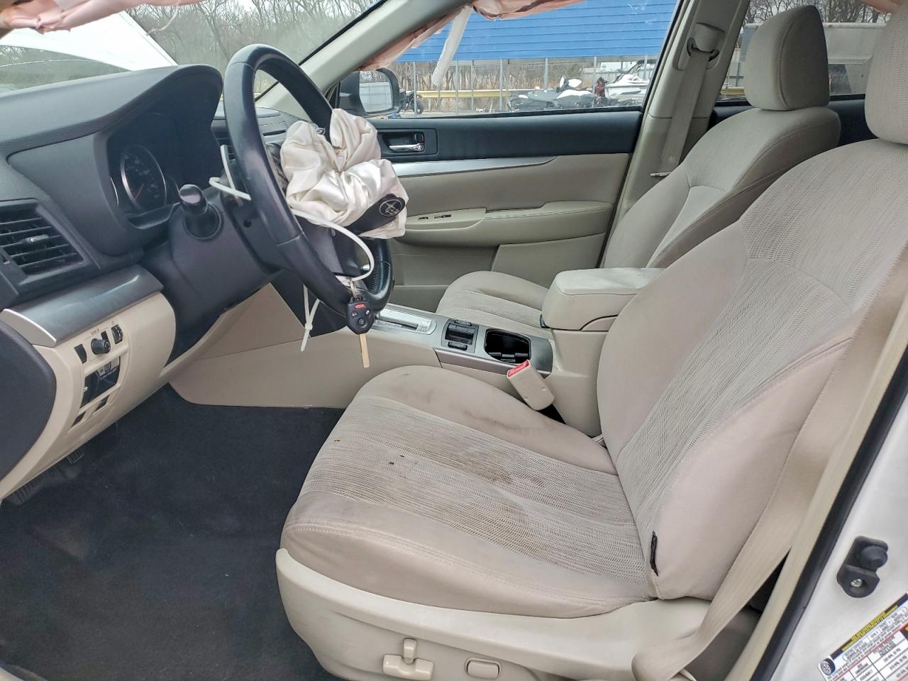 Subaru Outback 2.5i Premium Image 5