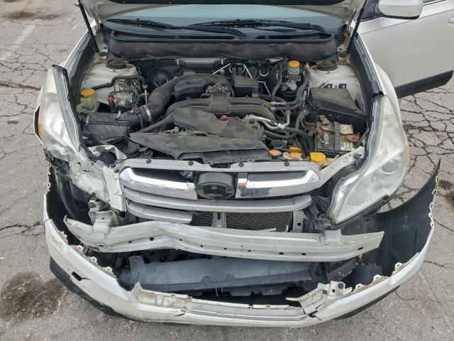 Subaru Outback 2.5i Premium Image 13