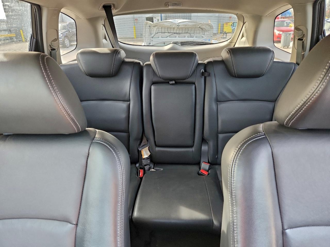 Subaru Tribeca Limited Image 8