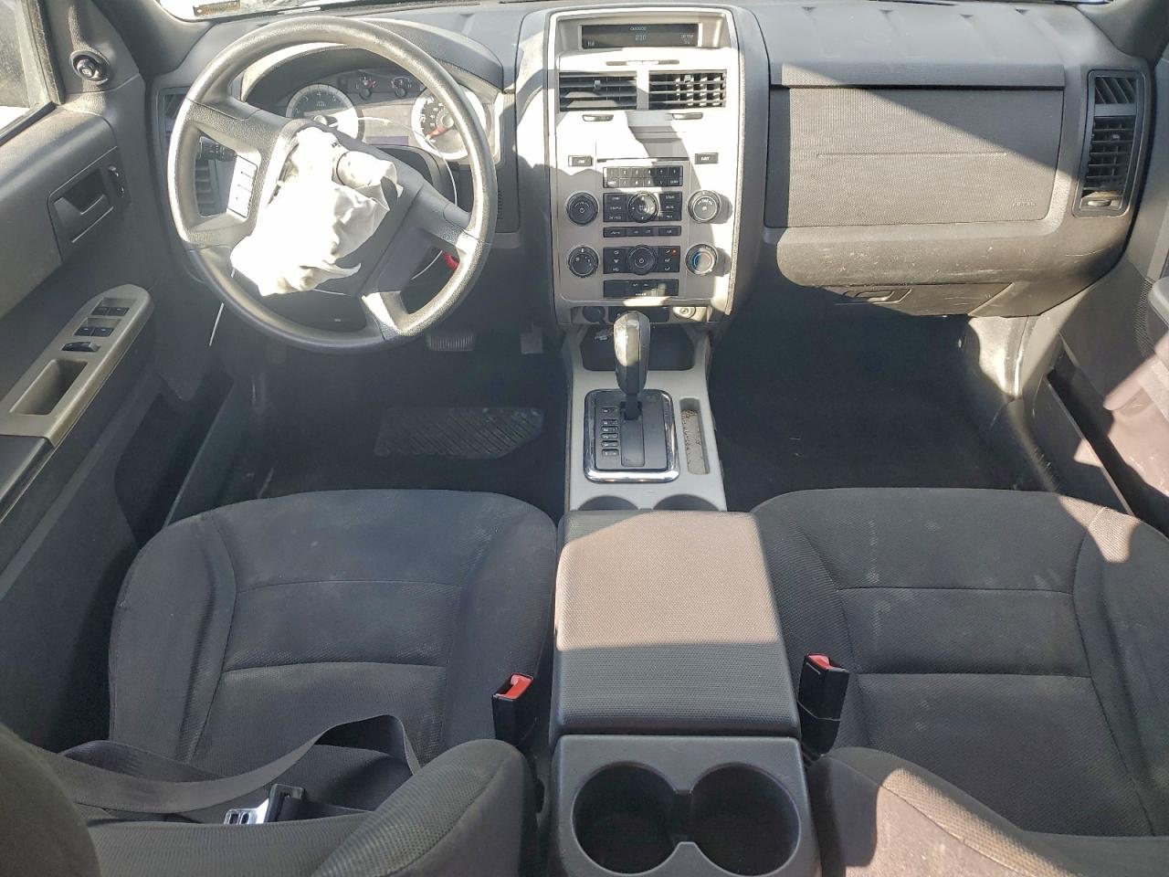 Ford Escape Xlt Image 3