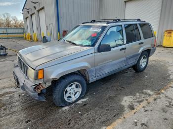  Salvage Jeep Grand Cherokee