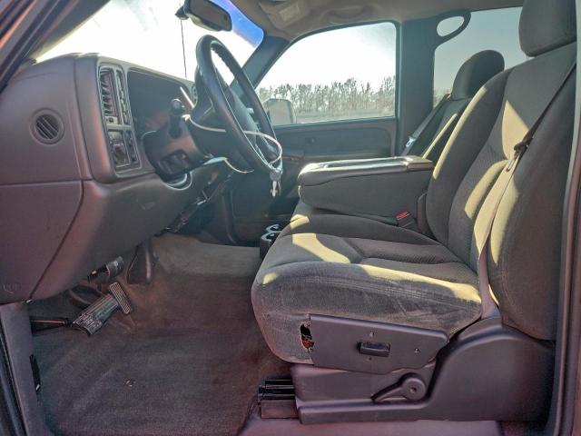 Chevrolet Silverado K2500 Heavy Duty Image 7