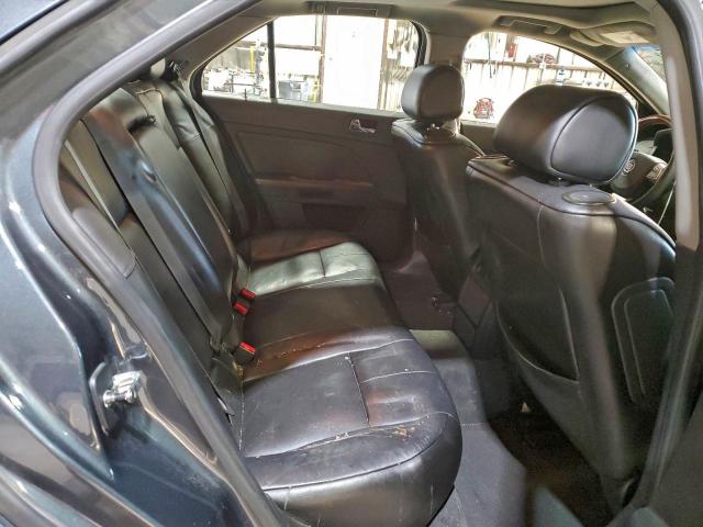 Cadillac STS Image 10