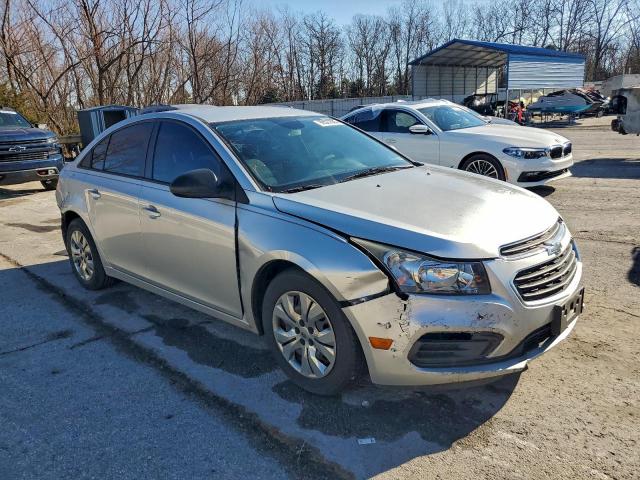 Chevrolet Cruze Ls Image 3