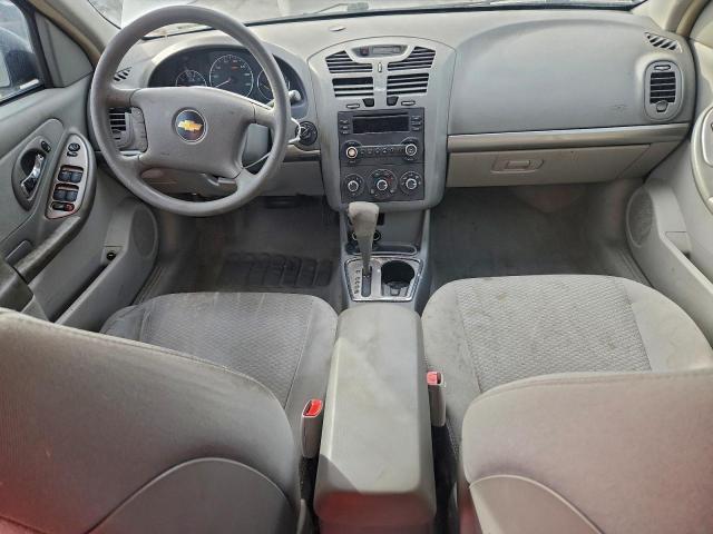 Chevrolet Malibu Ls Image 12