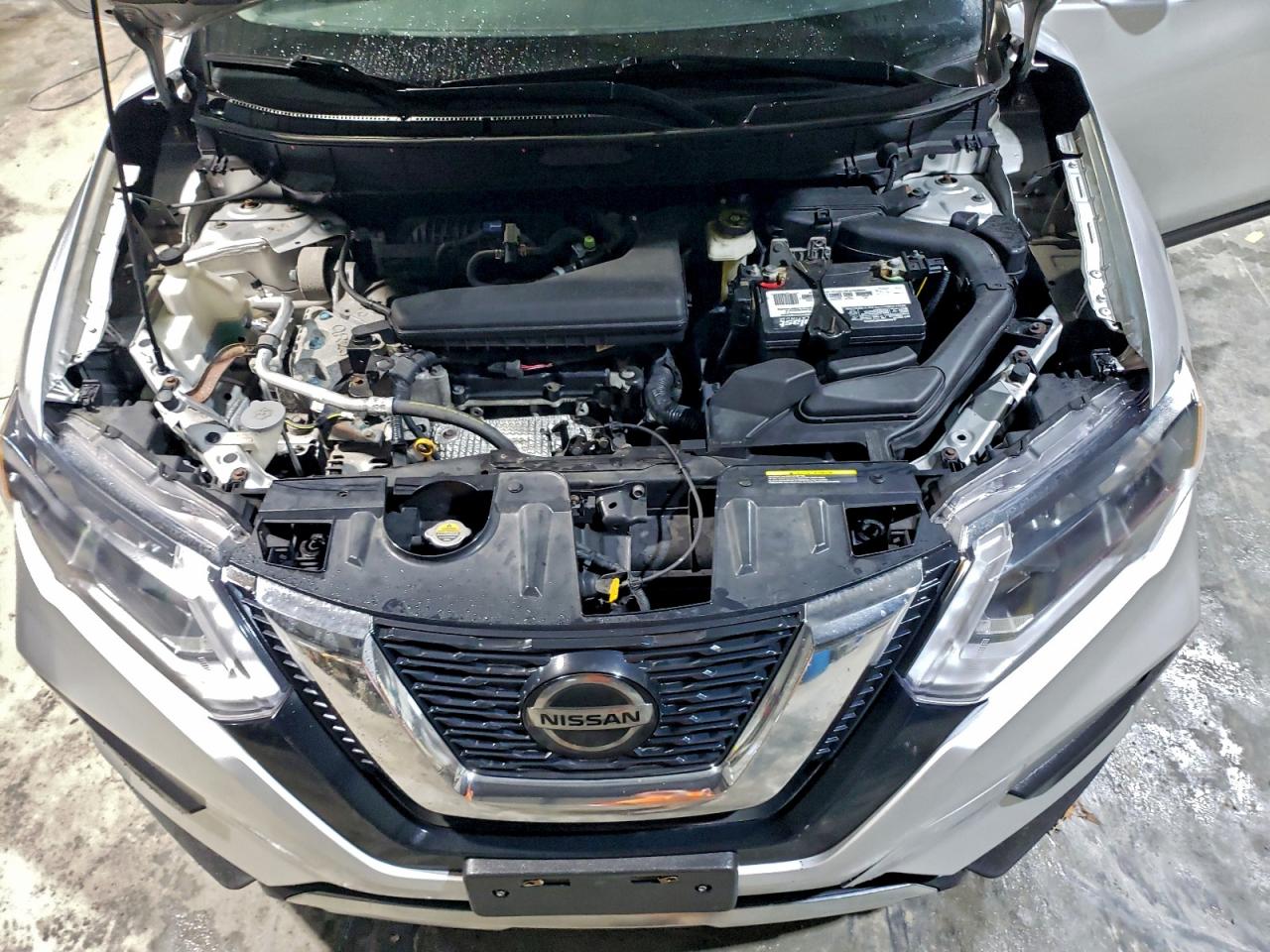 Nissan Rogue S Image 13