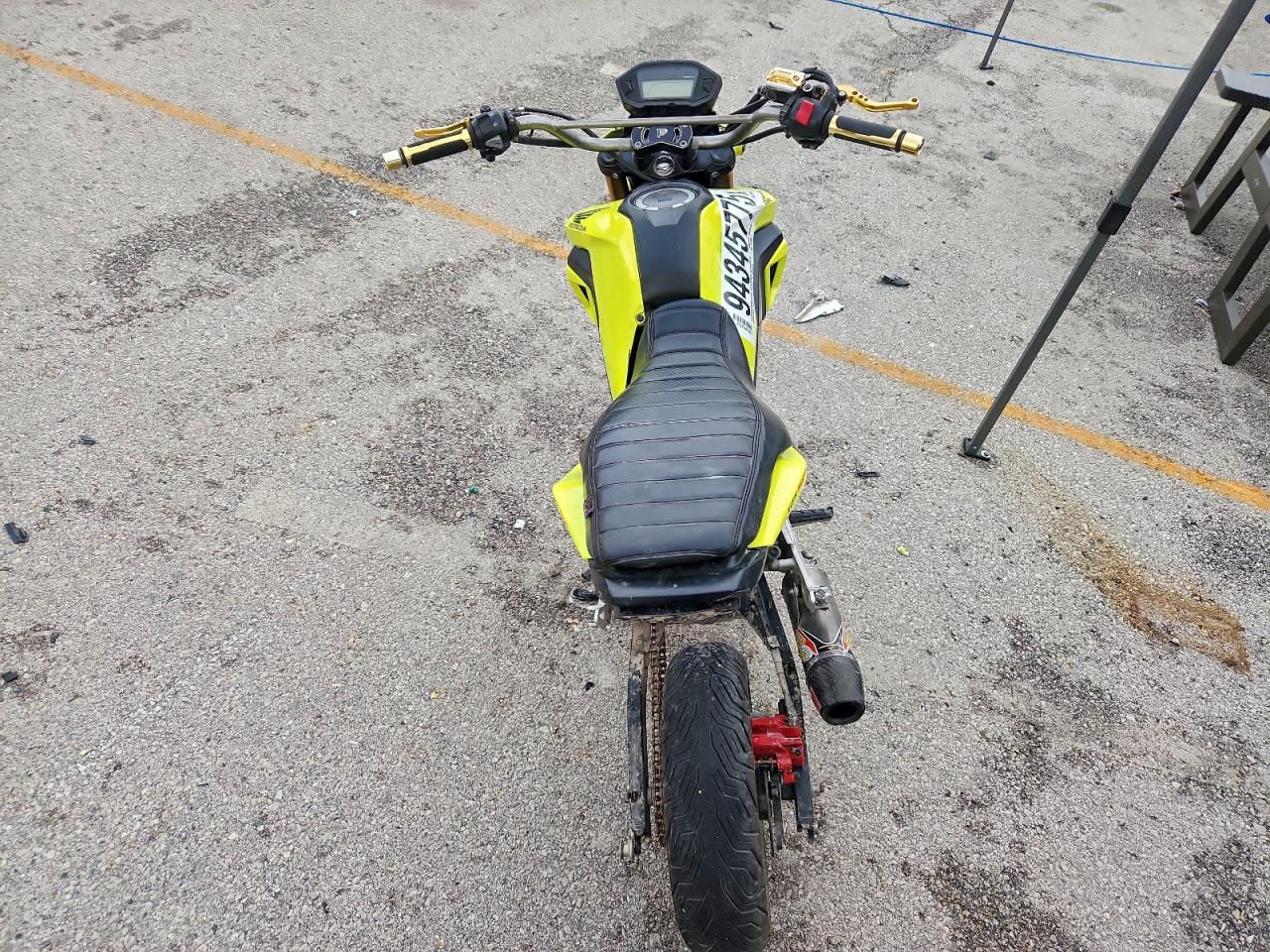 Honda Grom 125 Image 4
