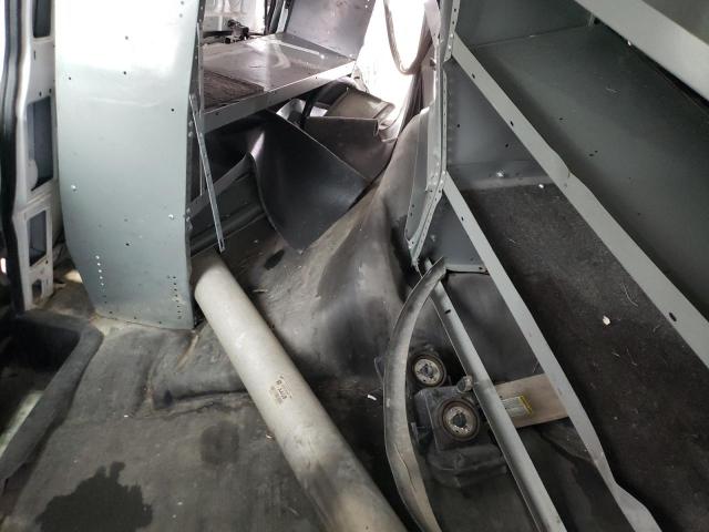 GMC Savana G1500 Image 11