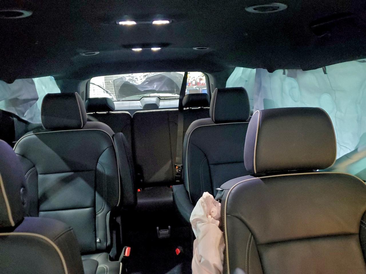 Chevrolet Traverse Premier Image 10