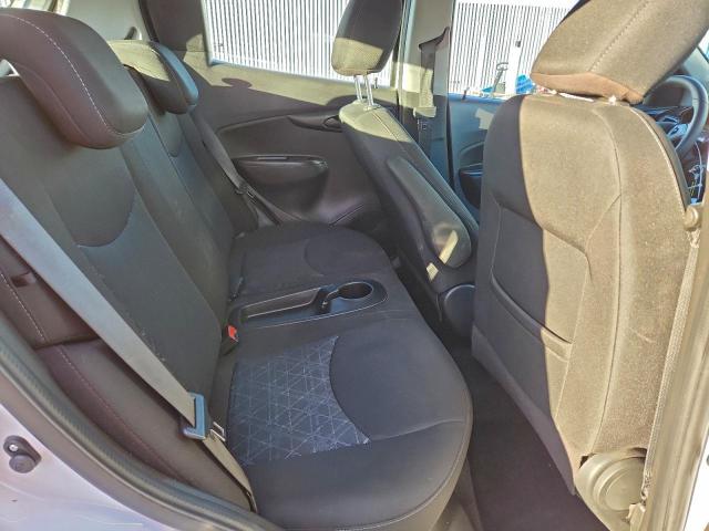 Chevrolet Spark 1lt Image 7