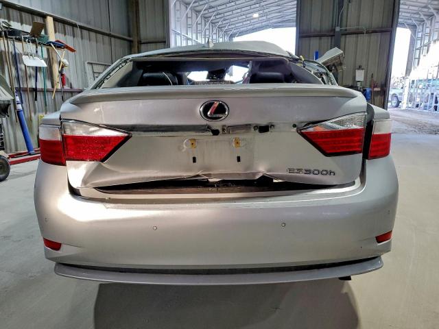 Lexus Es 300h Image 10