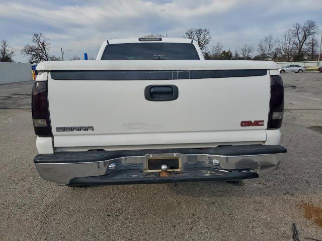 GMC Sierra C1500 Image 9