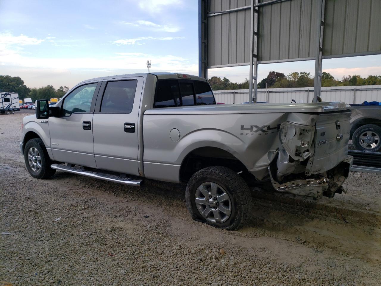 Ford F-150 Supercrew Image 4