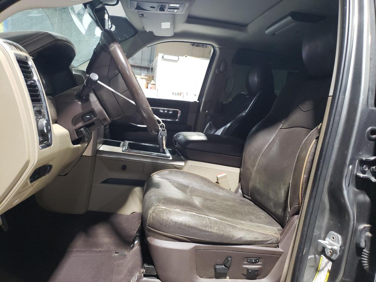 Dodge Ram 3500 Longhorn Image 7