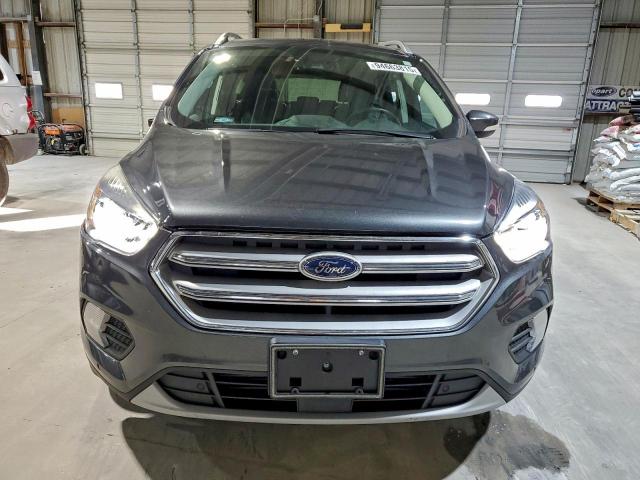 Ford Escape Titanium Image 2