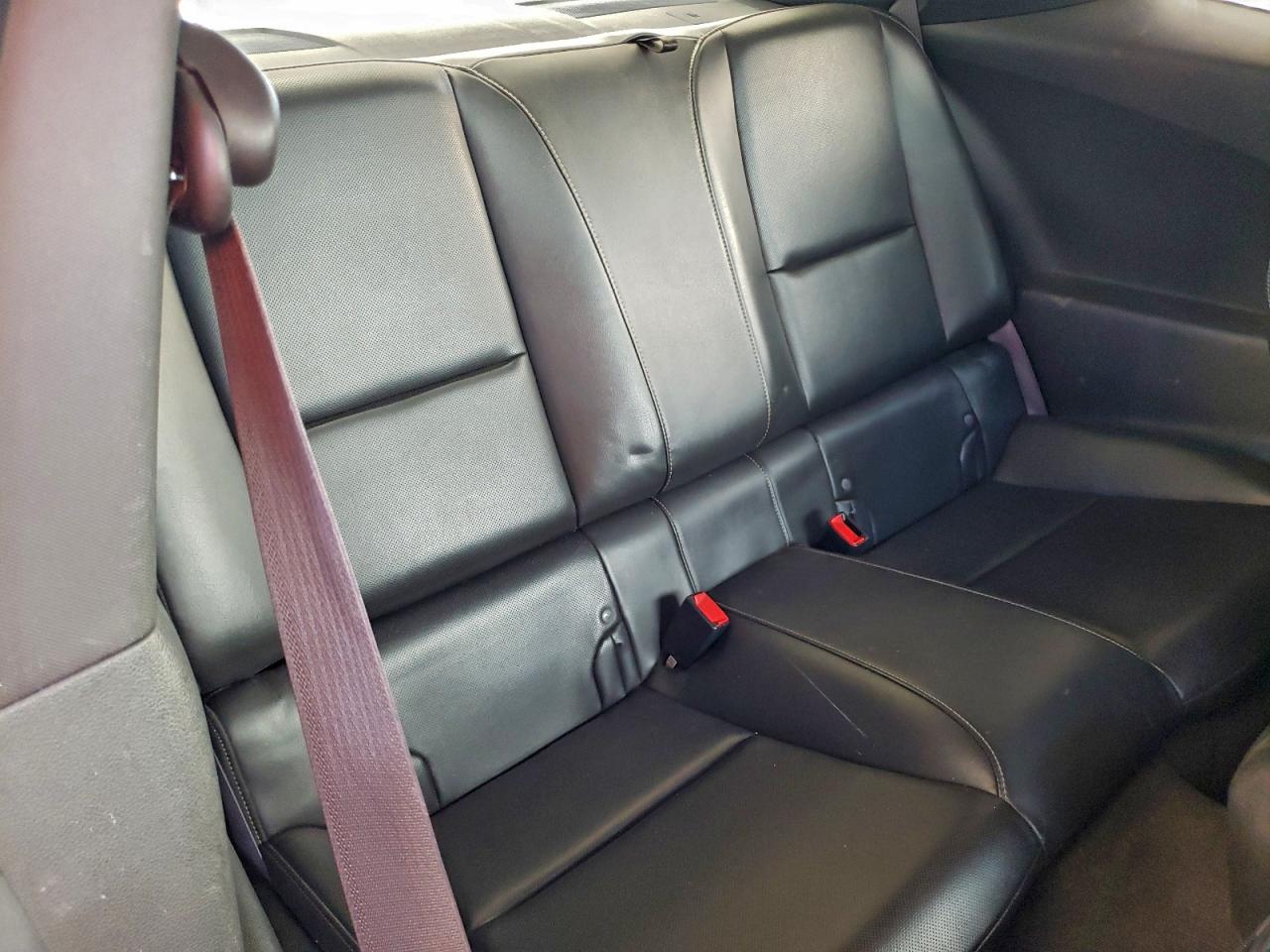 Chevrolet Camaro Lt Image 5