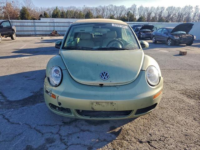 Volkswagen Beetle Convertible Se Image 2