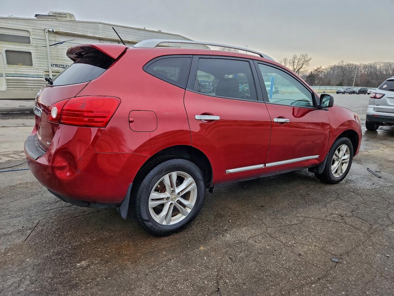 Nissan Rogue S Image 4