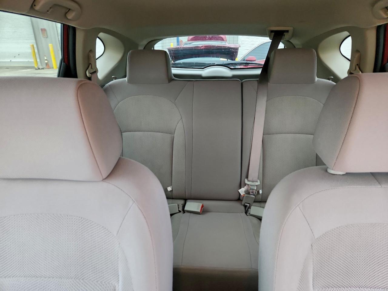 Nissan Rogue S Image 7