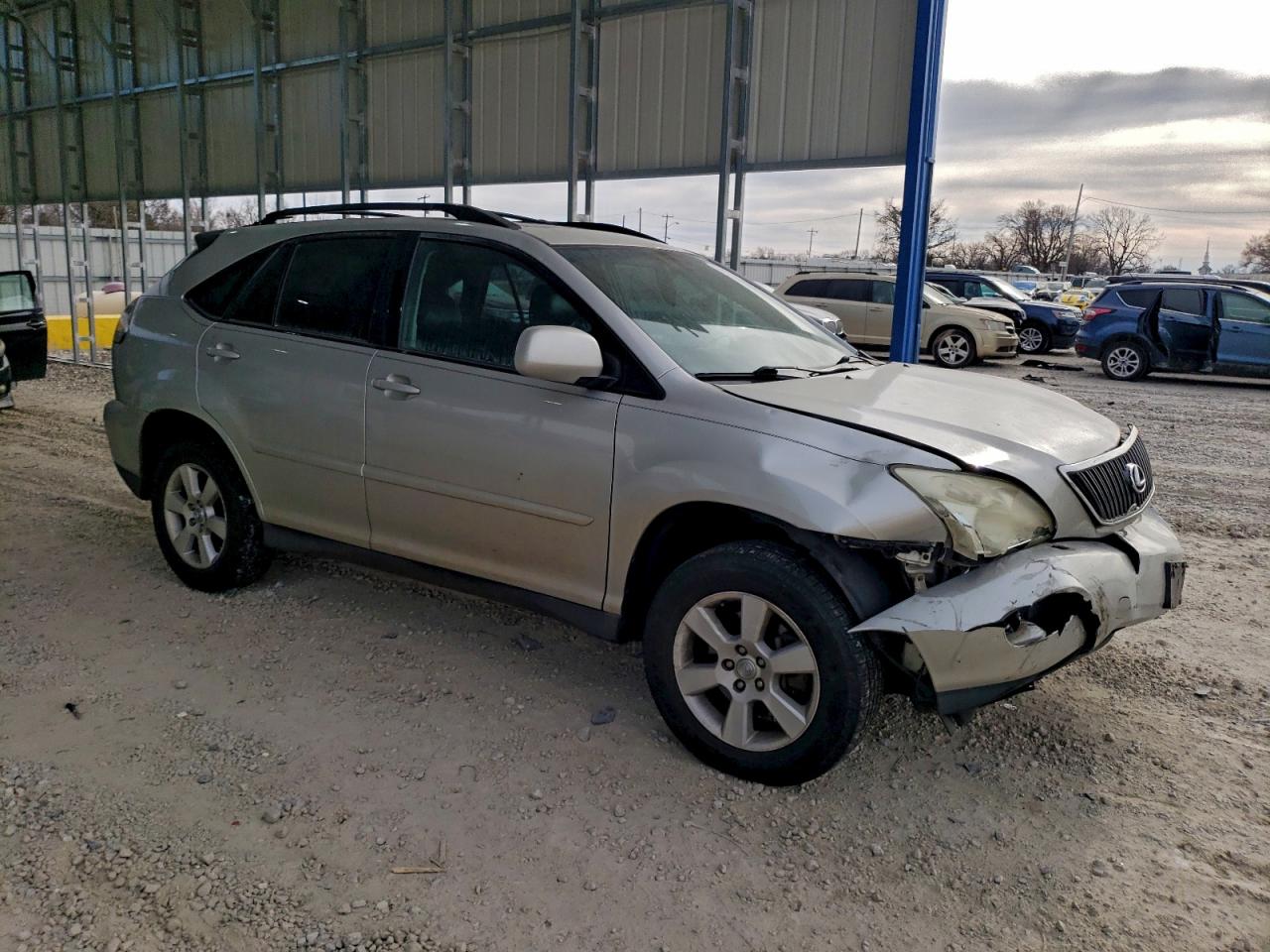 Lexus RX 330 Image 5