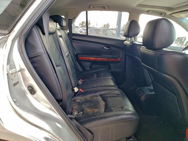 Lexus RX 330 Image 9