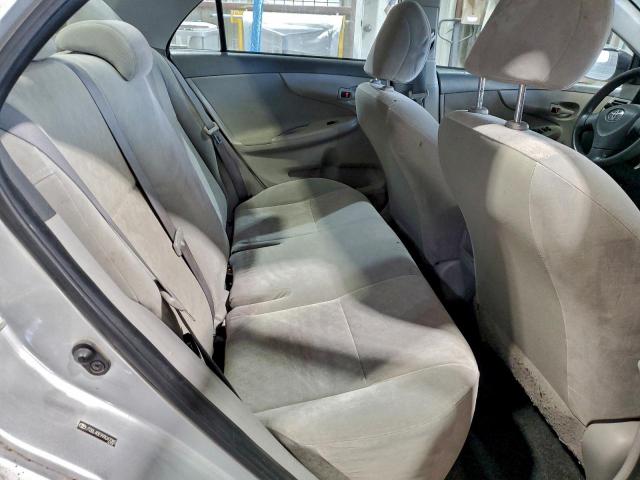 Toyota Corolla Base Image 5