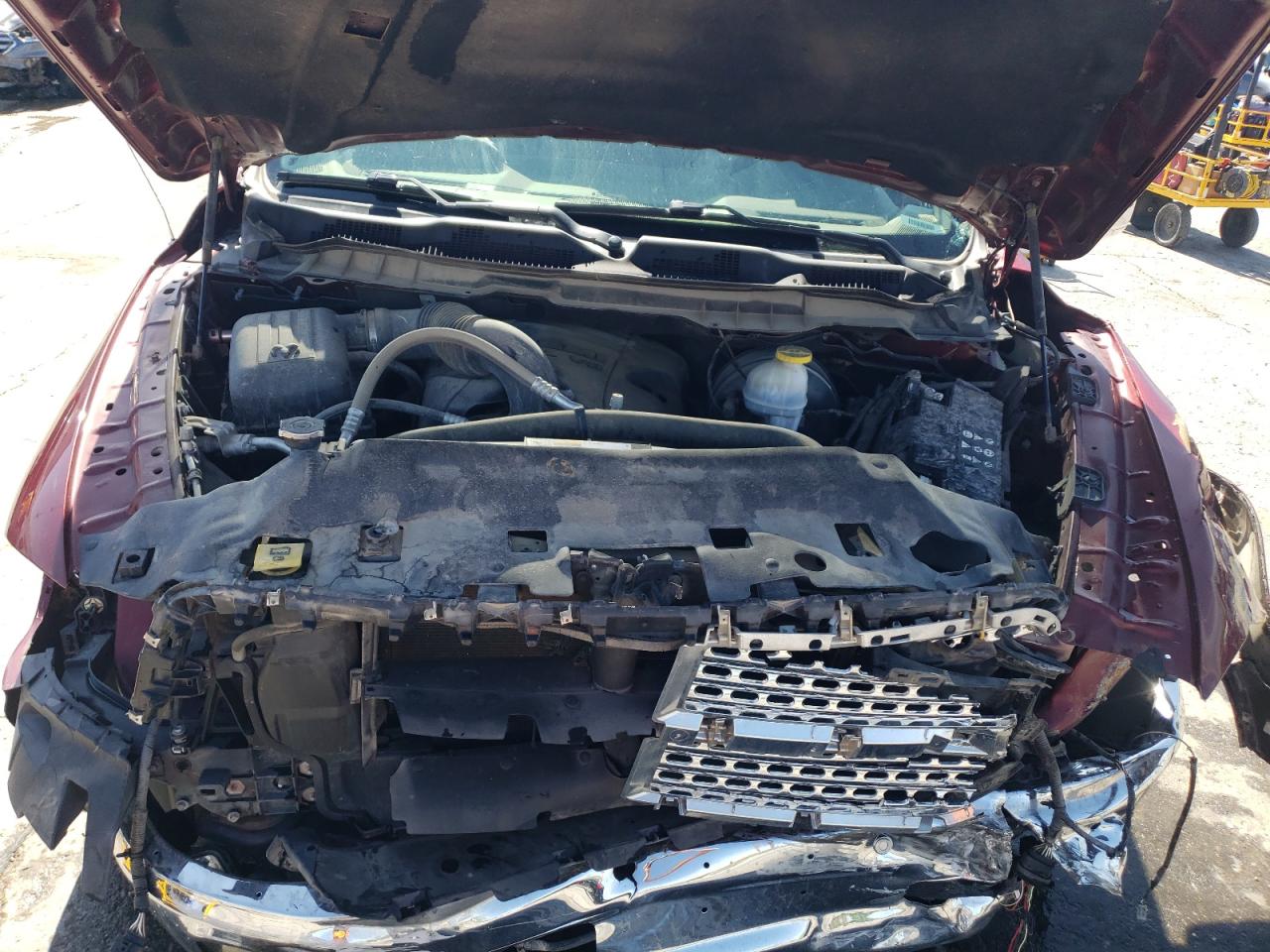 Ram 1500 Laramie Image 11